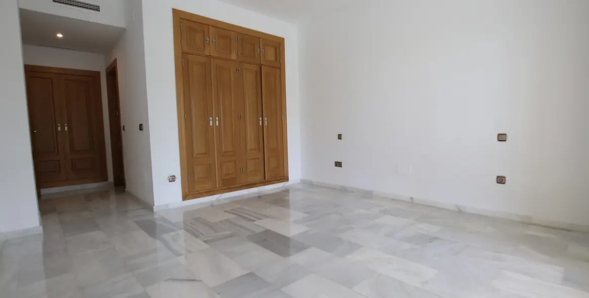 Долгосрочная аренда  отдельно стоящей виллы в El Rosario 19