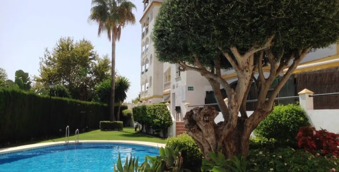 Продажа двухуровневого пентхауса в San Pedro de Alcántara 22