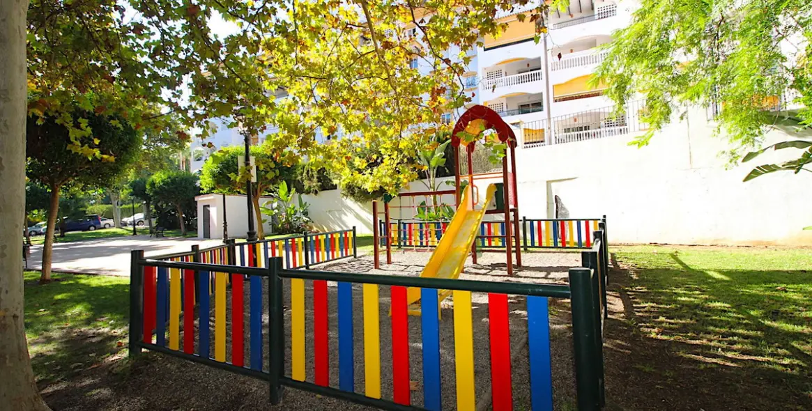 Продажа двухуровневого пентхауса в San Pedro de Alcántara 26