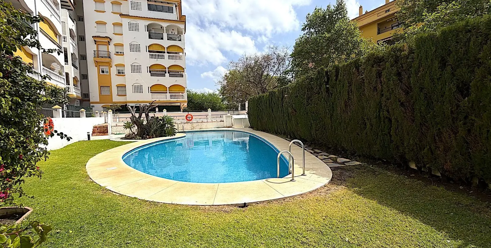 Sale of penthouse duplex in San Pedro de Alcántara 29