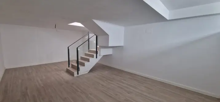 Продажа дома на две семьи в Manilva 4