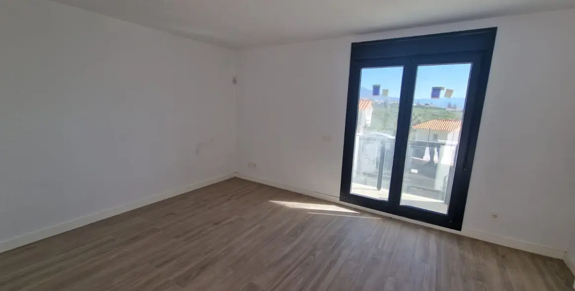 Sale of semi-detached house in Manilva 8