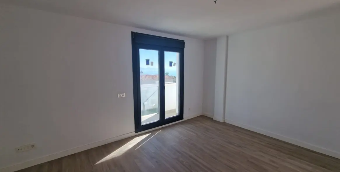 Sale of semi-detached house in Manilva 9