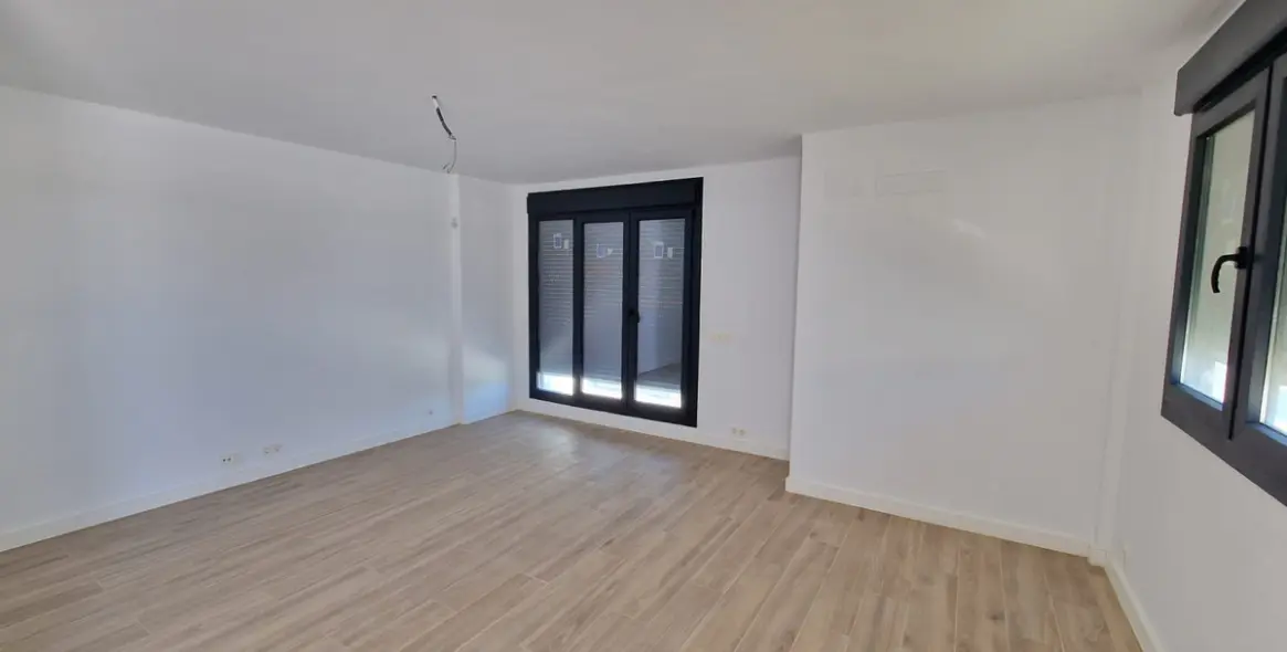 Sale of semi-detached house in Manilva 11