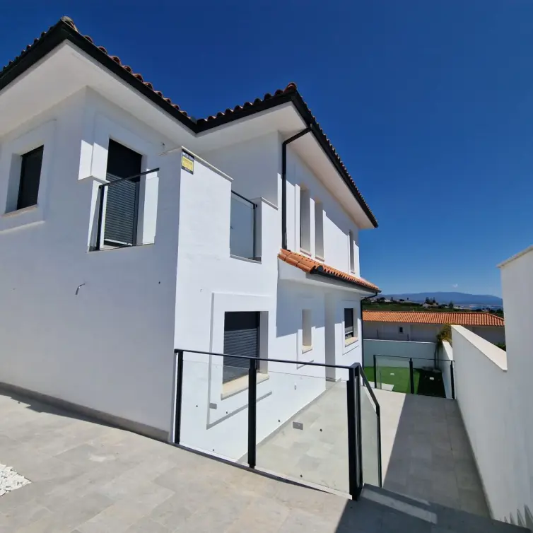 Sale of semi-detached house in Manilva