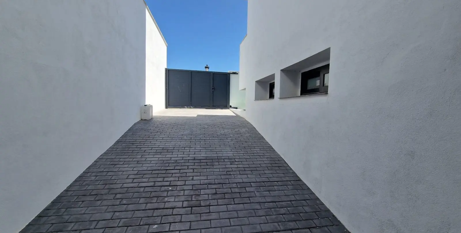Sale of semi-detached house in Manilva 27