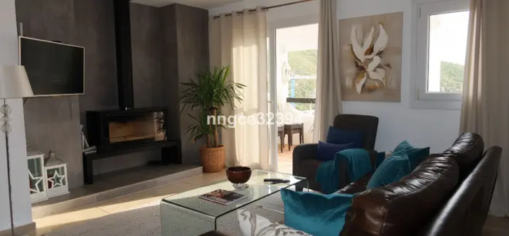 Sale of penthouse in Benahavís 0