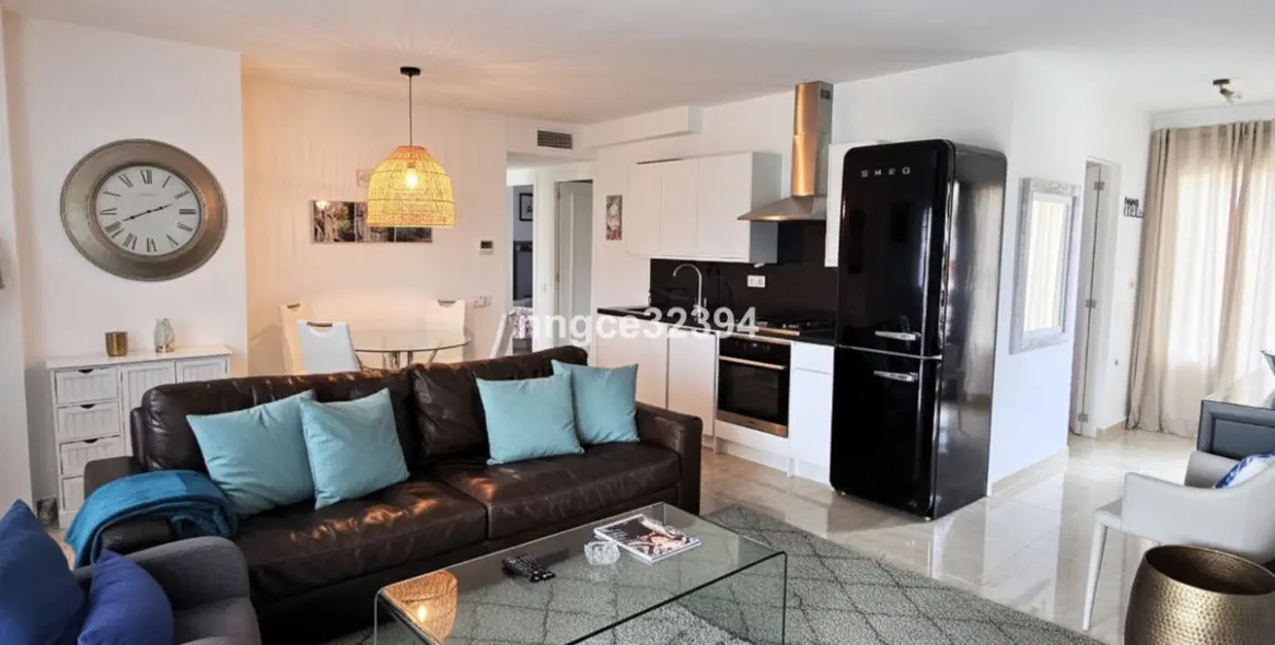 Sale of penthouse in Benahavís 2