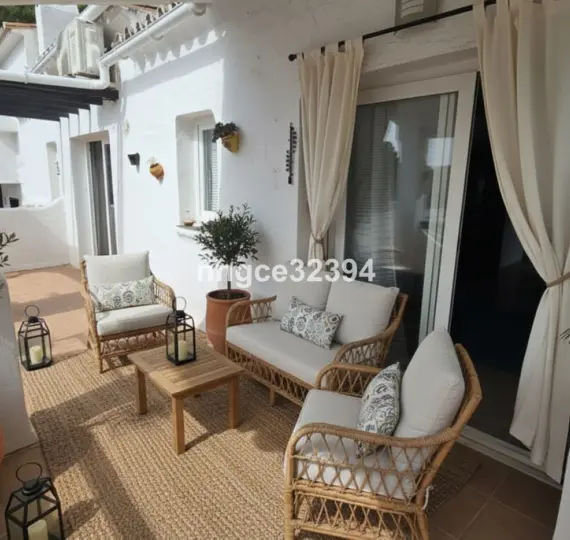 Sale of penthouse in Benahavís