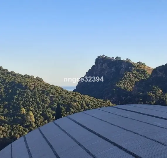 Sale of penthouse in Benahavís