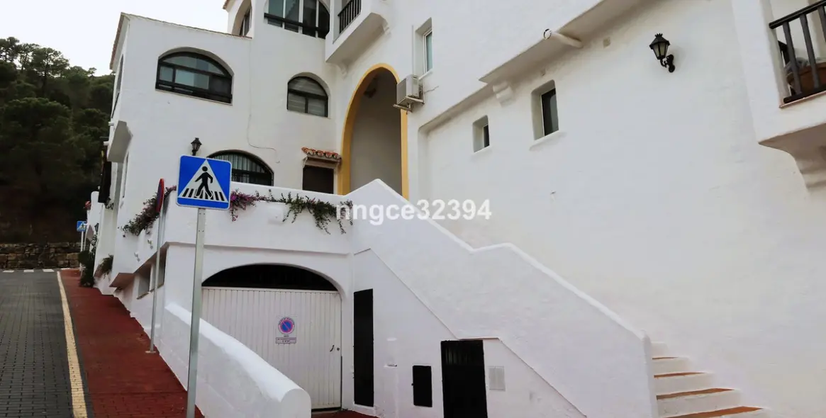 Sale of penthouse in Benahavís 20