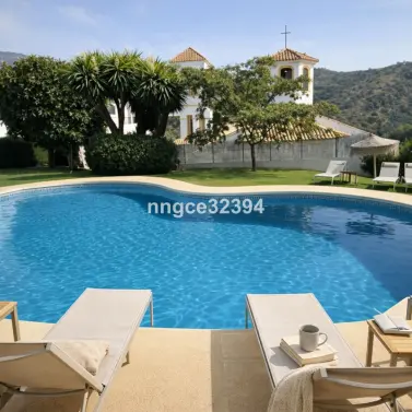 Sale of penthouse in Benahavís