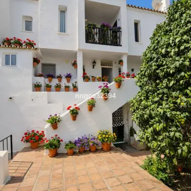 Sale of penthouse in Benahavís