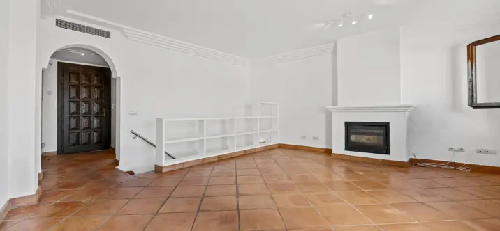 Продажа таунхауса в Casares 2