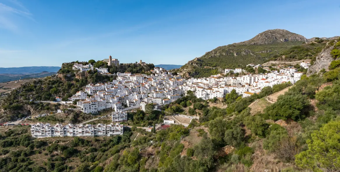 Sale of townhouse in Casares 6
