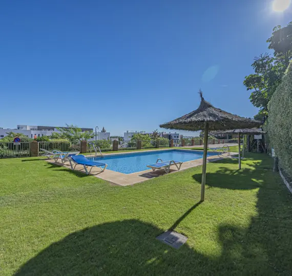 Sale of middle floor apartment in Atalaya