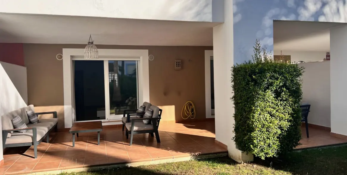 Продажа апартаментов на первом этаже в Estepona 36