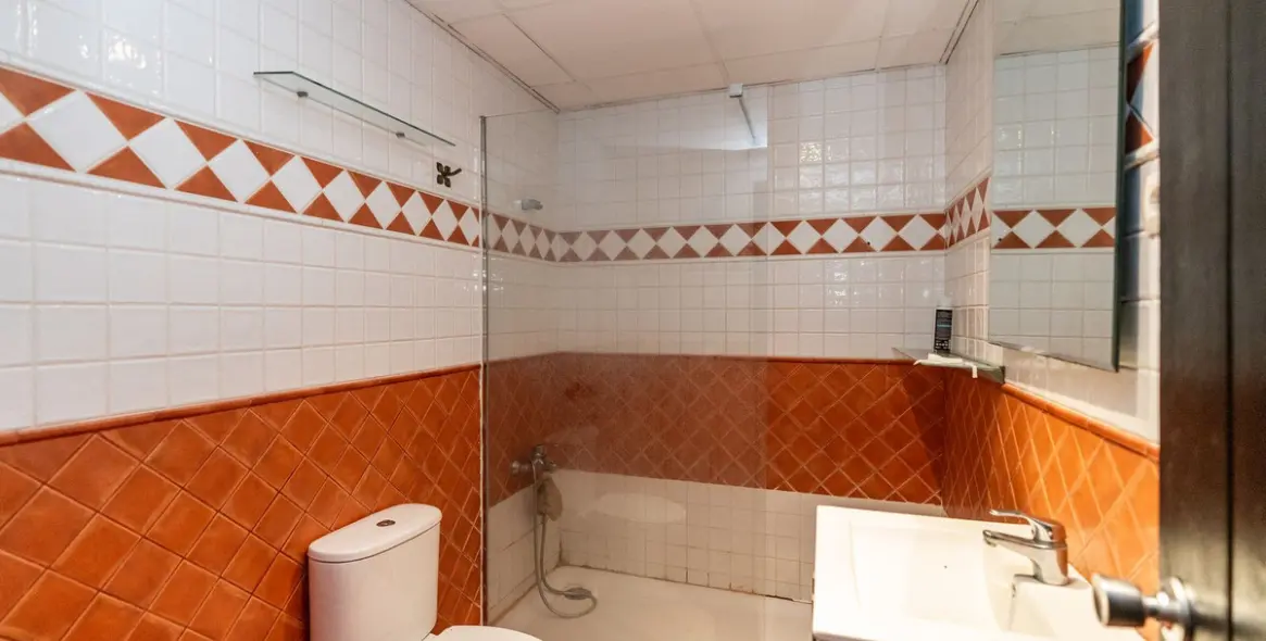 Продажа апартаментов на среднем этаже в Puerto Banús 4