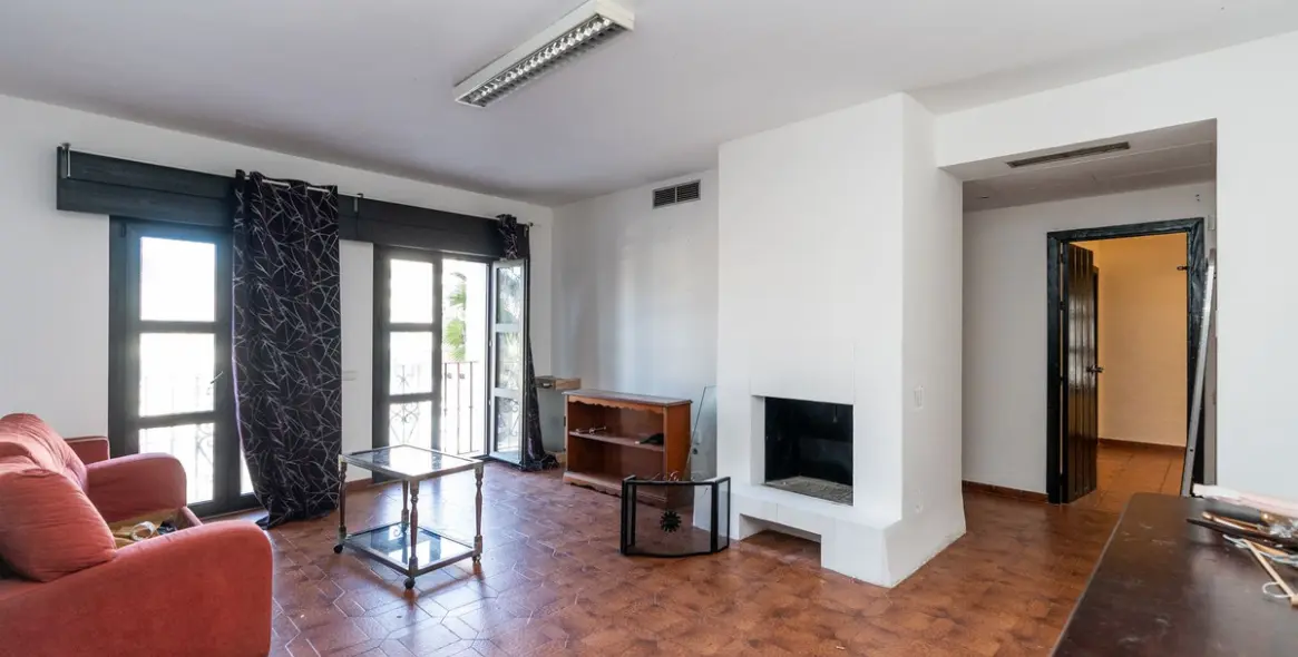 Продажа апартаментов на среднем этаже в Puerto Banús 10