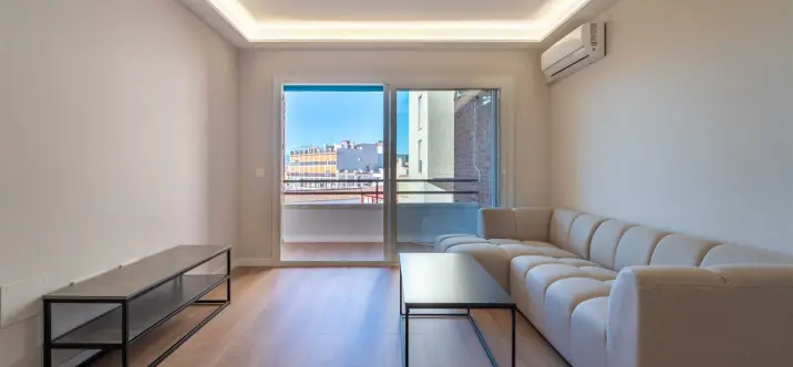 Sale of middle floor apartment in La Victoria 0