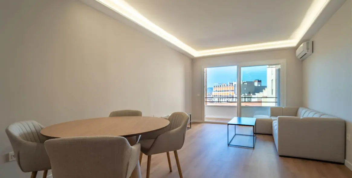 Sale of middle floor apartment in La Victoria 3