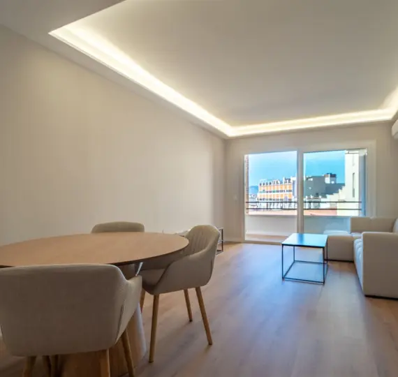 Sale of middle floor apartment in La Victoria