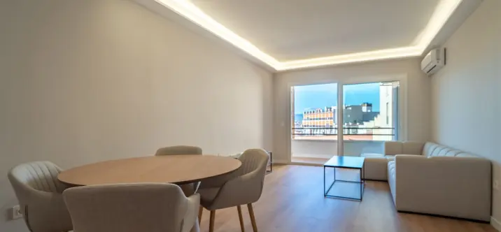 Sale of middle floor apartment in La Victoria 2