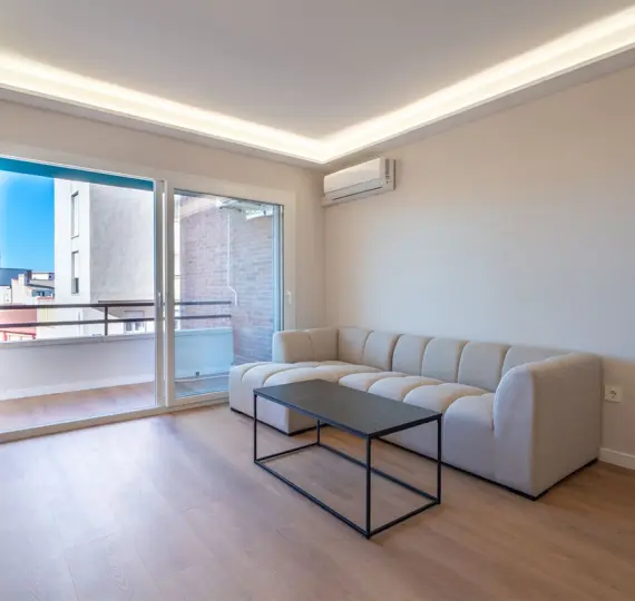 Sale of middle floor apartment in La Victoria