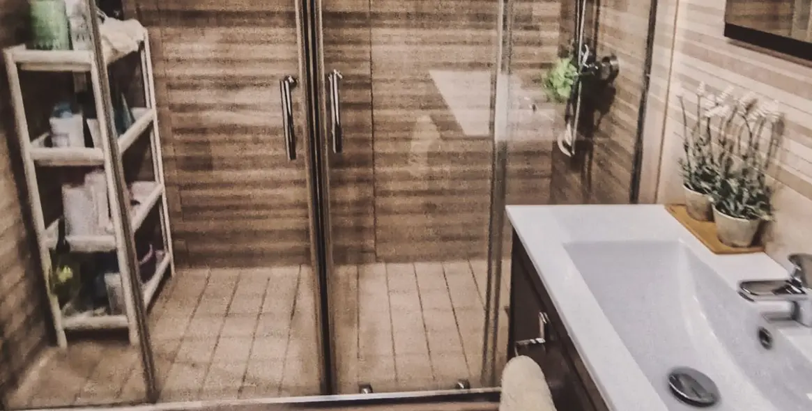 Sale of semi-detached house in La Campana 30