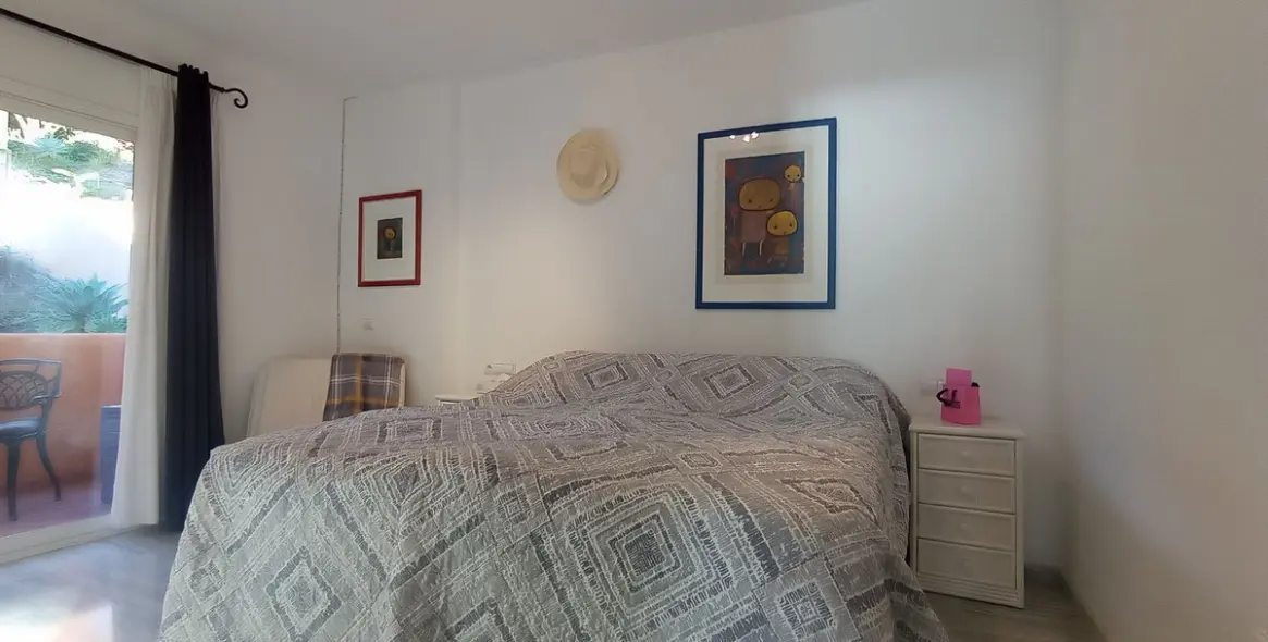 Sale of penthouse duplex in Calahonda 19