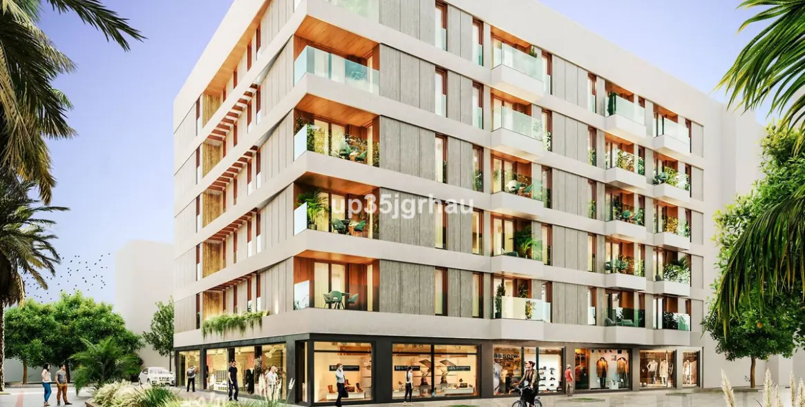 Sale of middle floor apartment in Estepona (district Estepona) 1