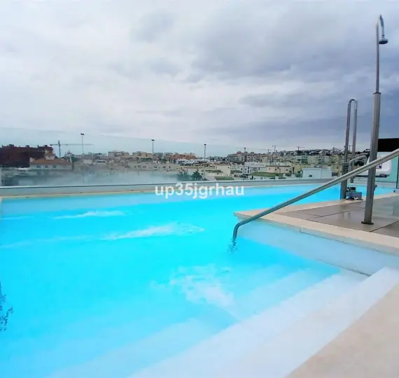 Middle floor apartment R5230444