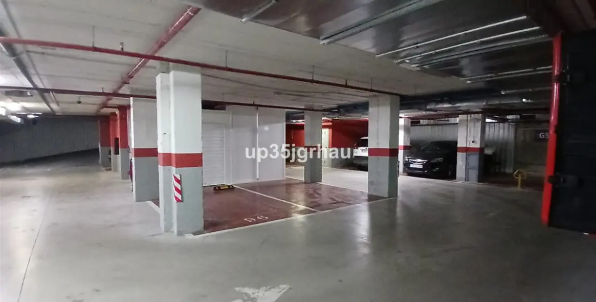 Продажа апартаментов на среднем этаже в Estepona 15