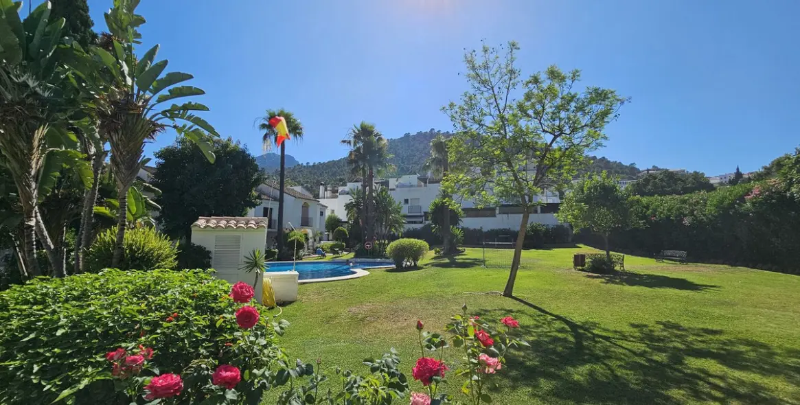 Sale of townhouse in Benahavís (district Benahavís) 3