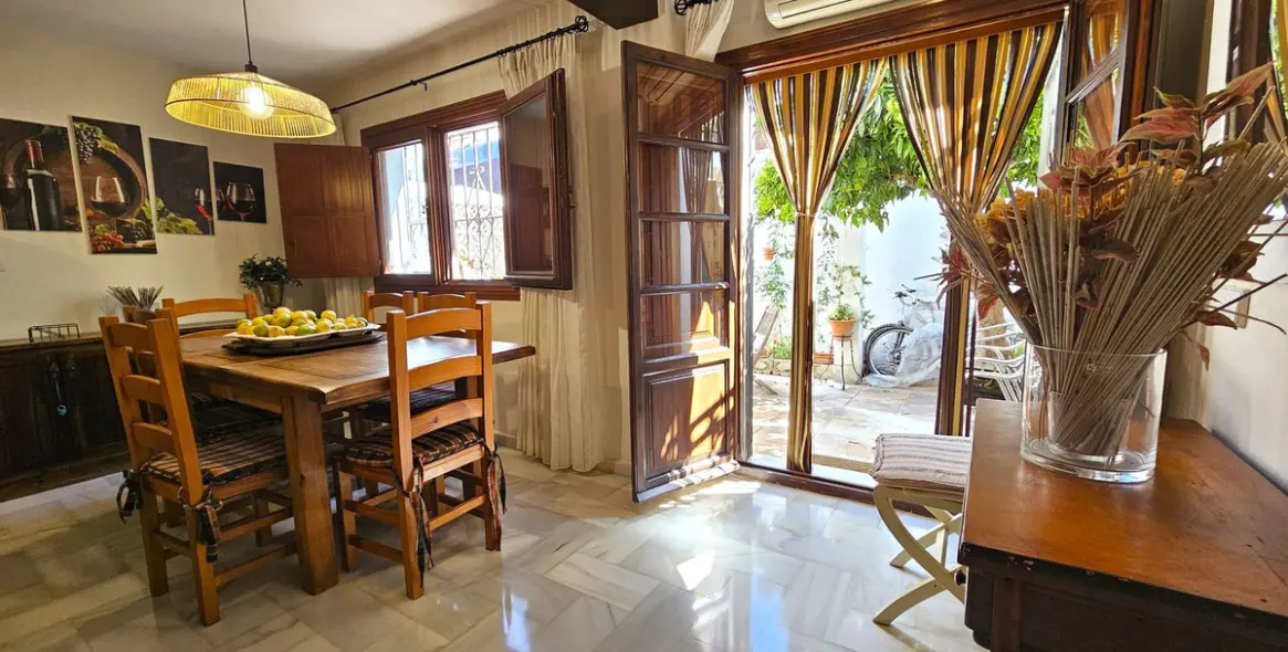 Sale of townhouse in Benahavís (district Benahavís) 5