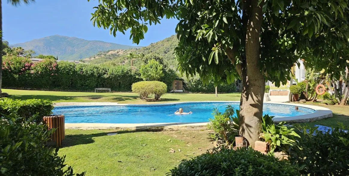 Sale of townhouse in Benahavís (district Benahavís) 8