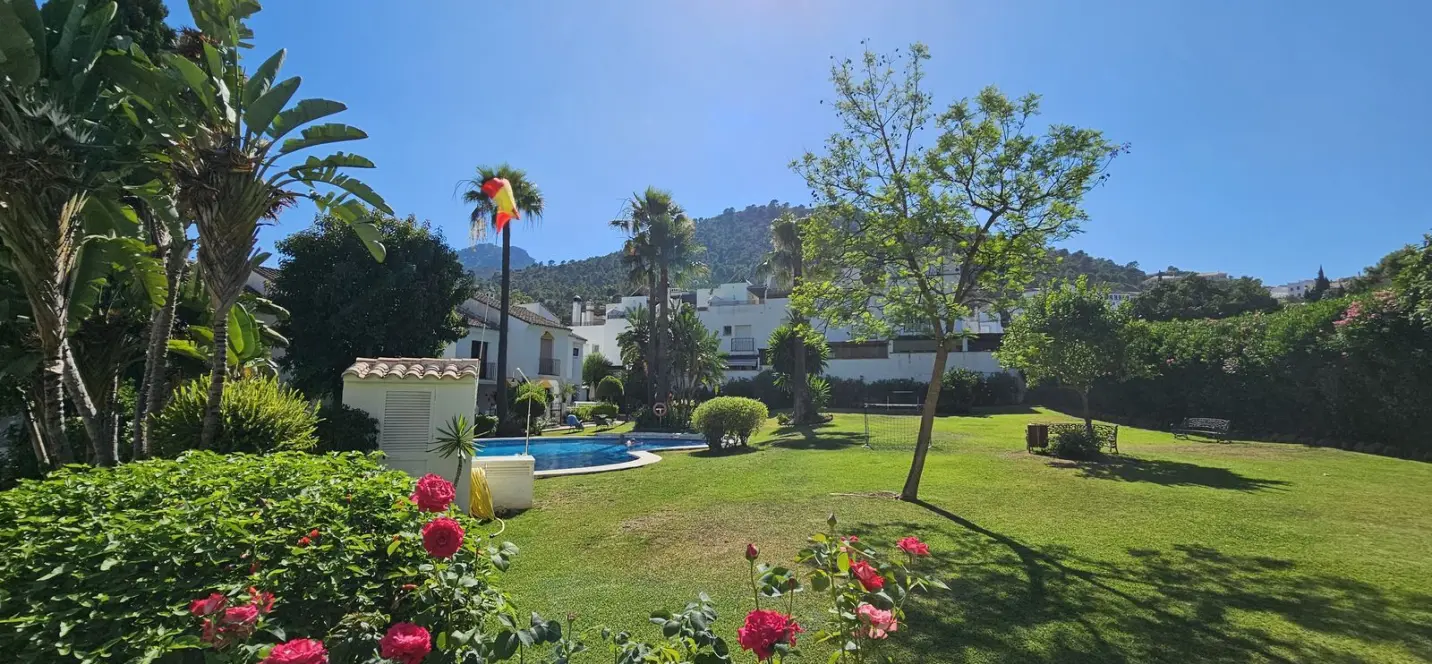 Sale of townhouse in Benahavís 2