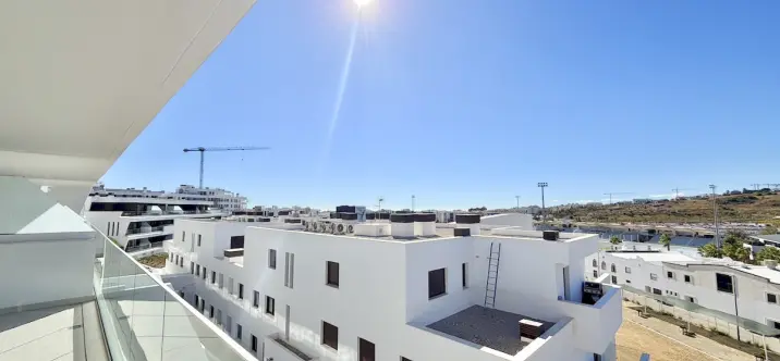 Middle floor apartment R5202040 0