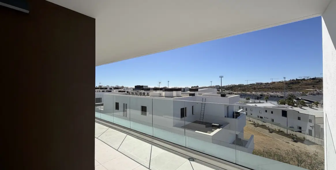 Sale of middle floor apartment in Estepona (district Estepona) 4