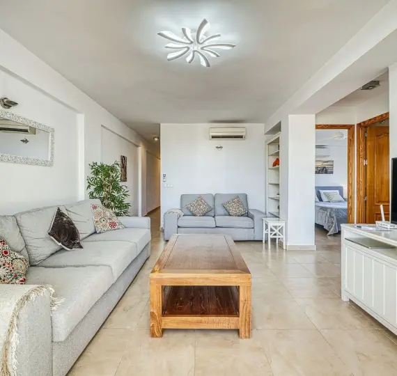 Sale of middle floor apartment in Los Boliches