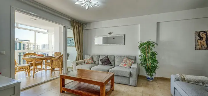 Продажа апартаментов на среднем этаже в Los Boliches 3