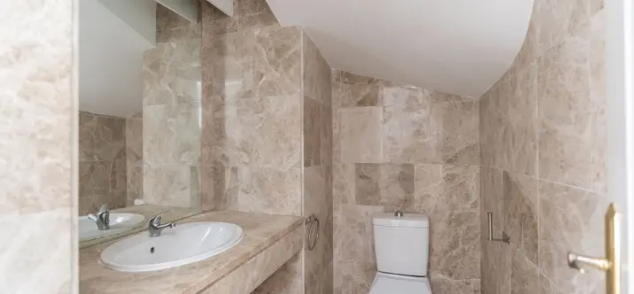 Таунхаус R5236078 1