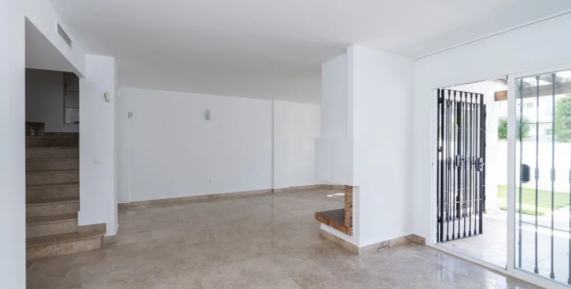 Продажа таунхауса в Nueva Andalucía (район Nueva Andalucía) 8