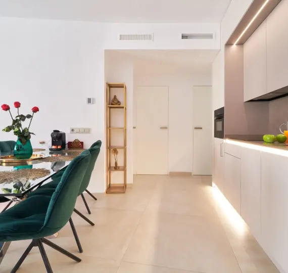 Продажа апартаментов на среднем этаже в Marbella