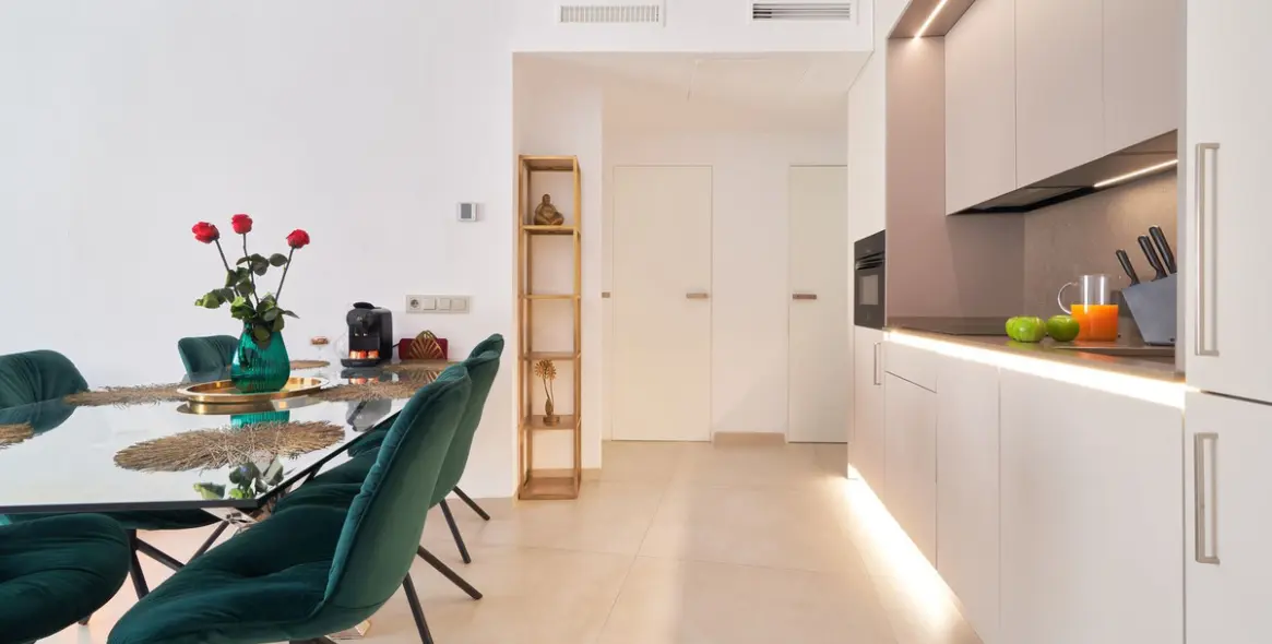 Sale of middle floor apartment in Marbella 4