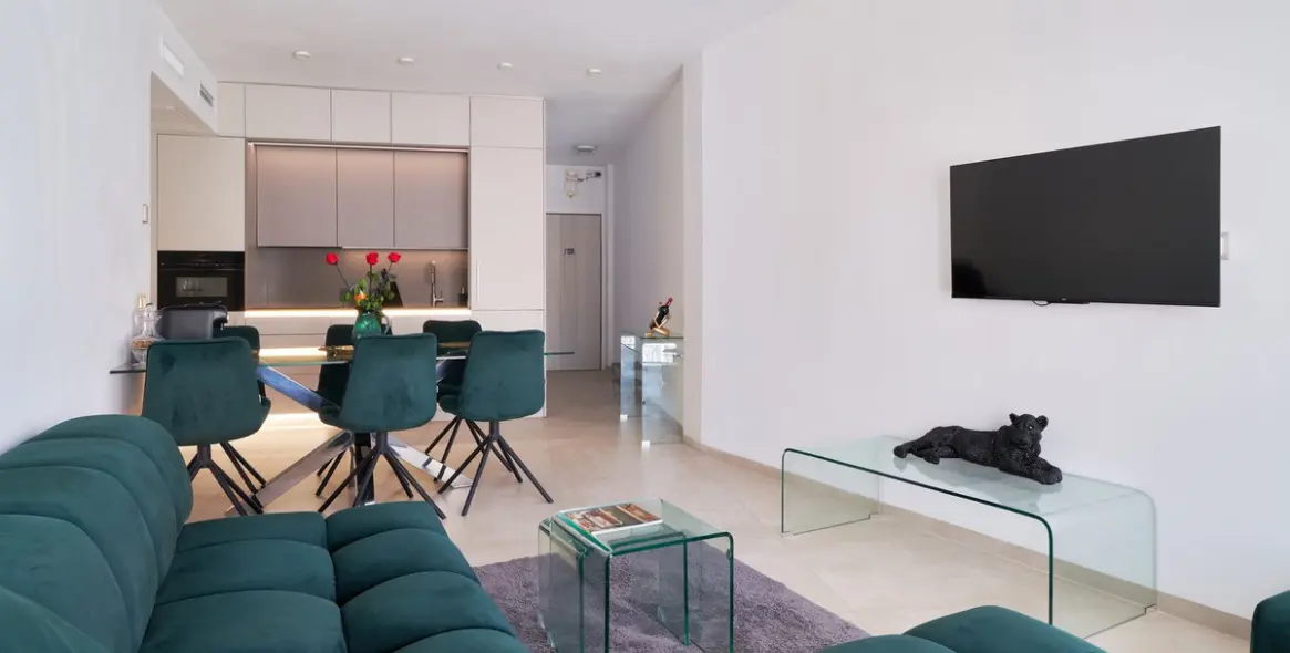 Продажа апартаментов на среднем этаже в Marbella 9