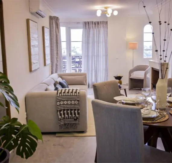 Продажа апартаментов на среднем этаже в Marbella