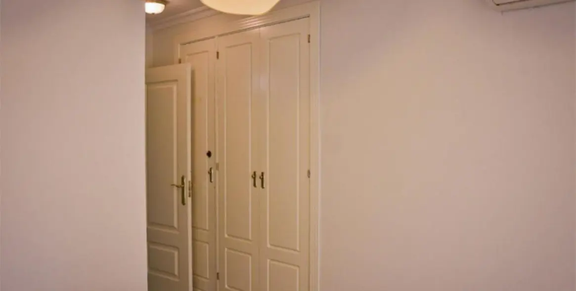 Продажа апартаментов на среднем этаже в Marbella 6