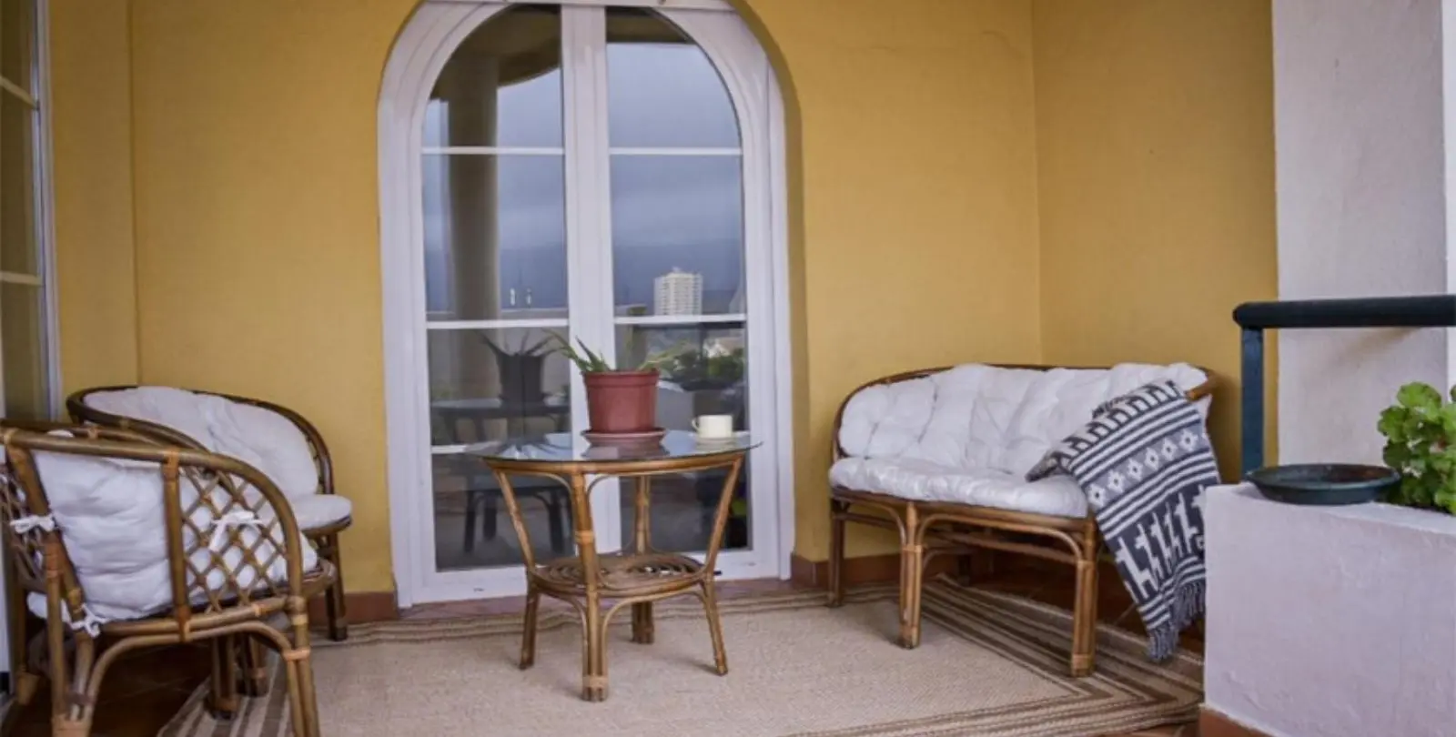 Sale of middle floor apartment in Marbella 13