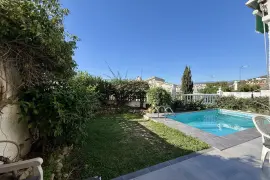 Image 7 thumb